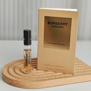 New Burberry, Goddess EDP Intense Sample Spray 0.05 oz/1.5 ml